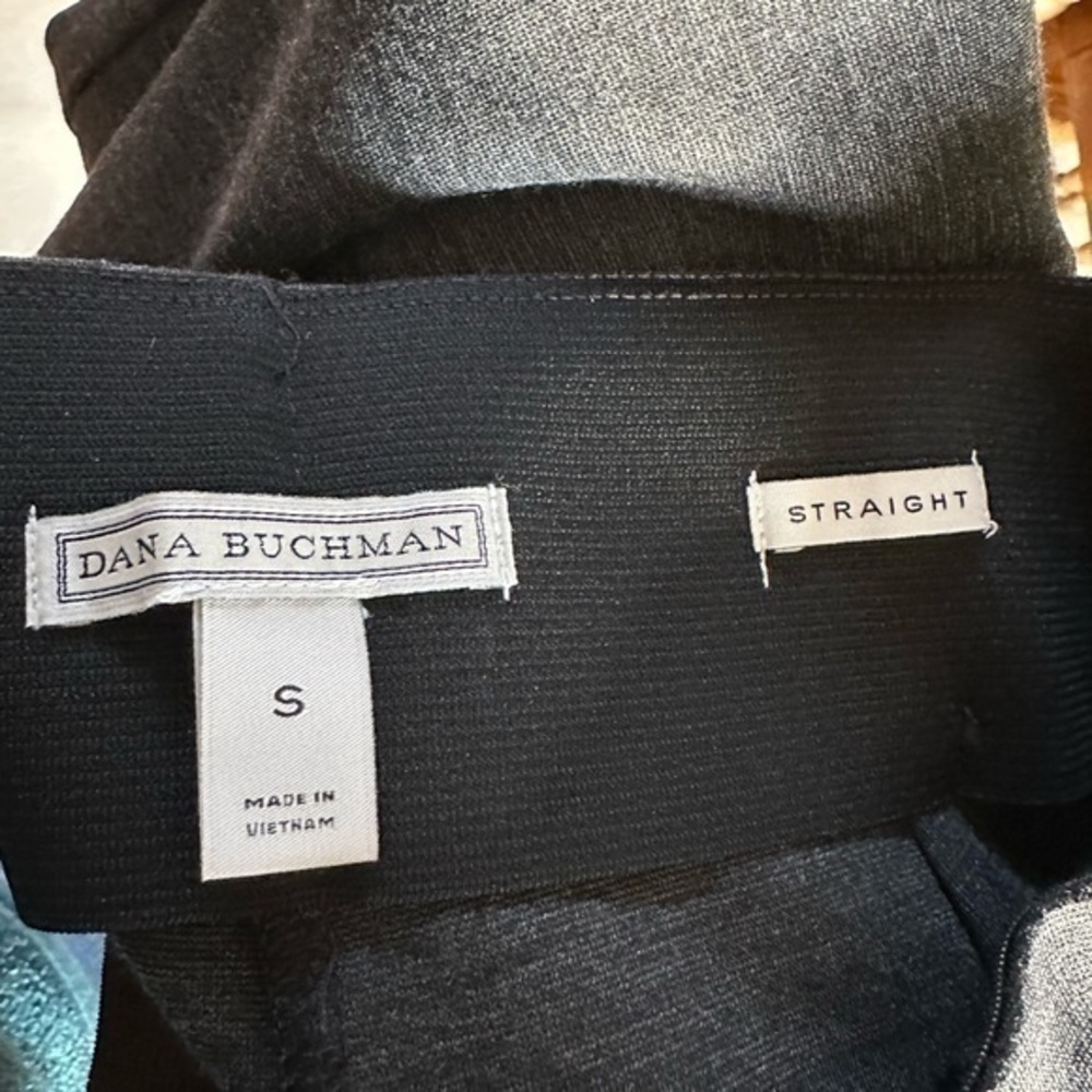 Dana Buchman Women’s Charcoal Slimming Pointe Dress Pants (Small) (NWT) - Picture 5 of 9